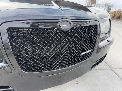 2005 Chrysler 300 SRT8