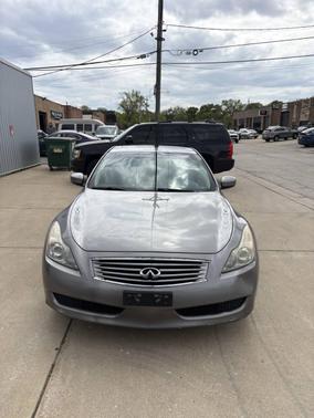 Liquid Platinum 2009 INFINITI G37x Base