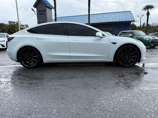 2020 Tesla Model 3 Performance
