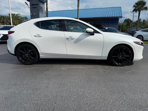 2022 Mazda Mazda3 AWD w/Premium Package
