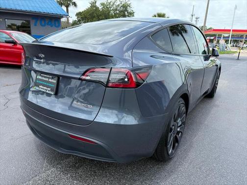 2023 Tesla Model Y Performance AWD