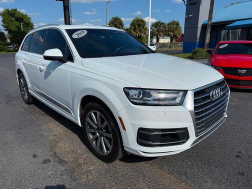 Glacier White Metallic 2019 Audi Q7 55 Premium