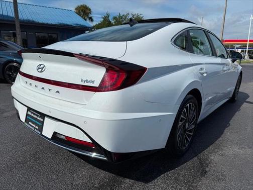 2023 Hyundai SONATA Hybrid Limited