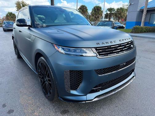2025 Land Rover Range Rover Sport P635 SV Edition Two