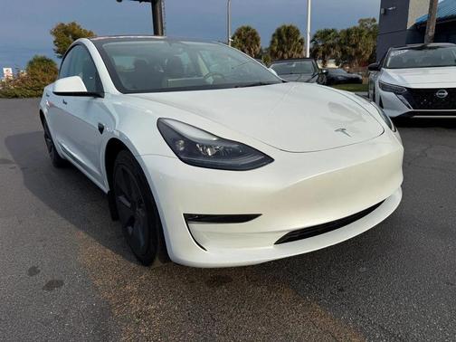 2023 Tesla Model 3 Standard Range