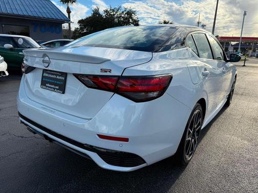 2025 Nissan Sentra SR