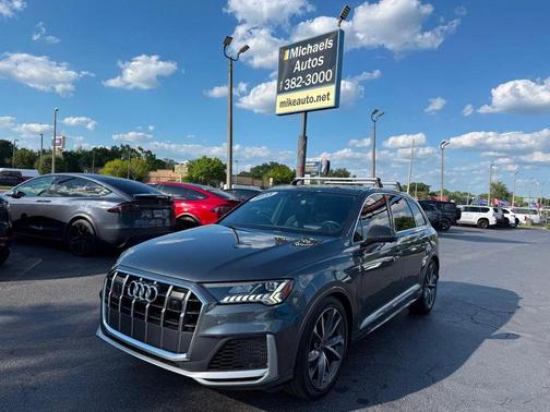 Daytona Gray Pearl Effect 2023 Audi SQ7 4.0T Prestige