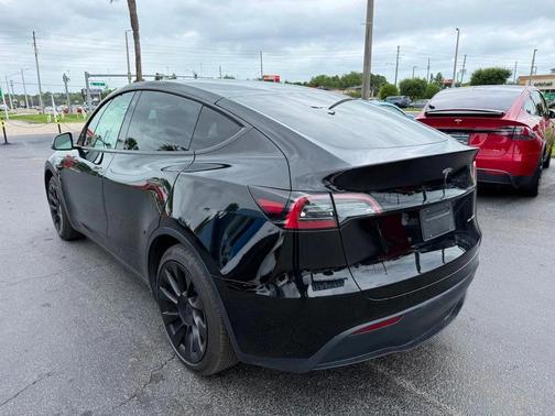 Solid Black 2023 Tesla Model Y **LONG RANGE AWD**THIRD ROW SEAT**7 PASSENGERS**