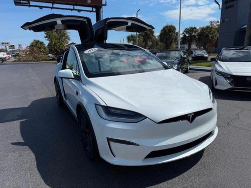 2022 Tesla Model X AWD