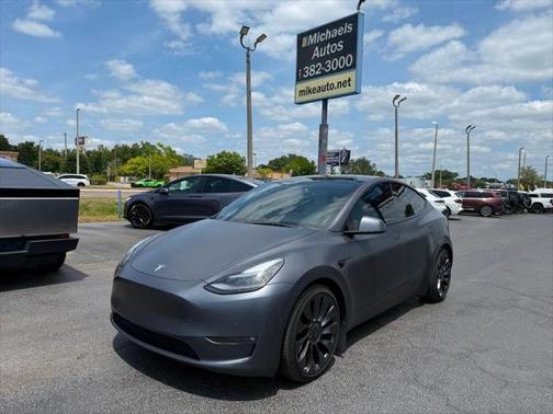 2022 Tesla Model Y Performance AWD