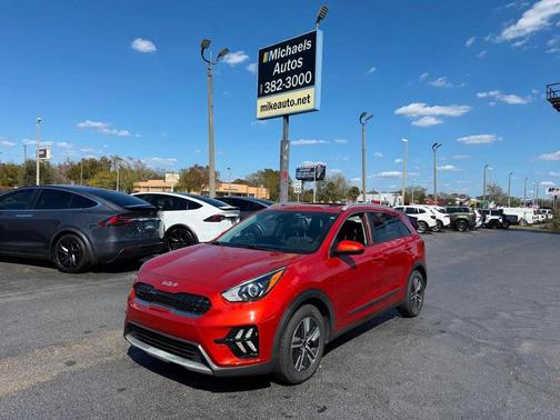 2022 Kia Niro LXS