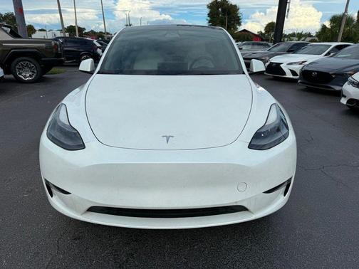 2023 Tesla Model Y Long Range AWD
