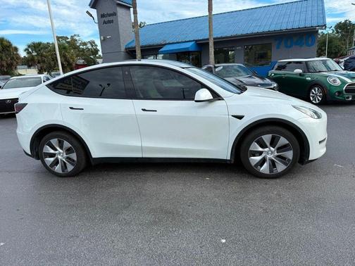 2023 Tesla Model Y Long Range AWD