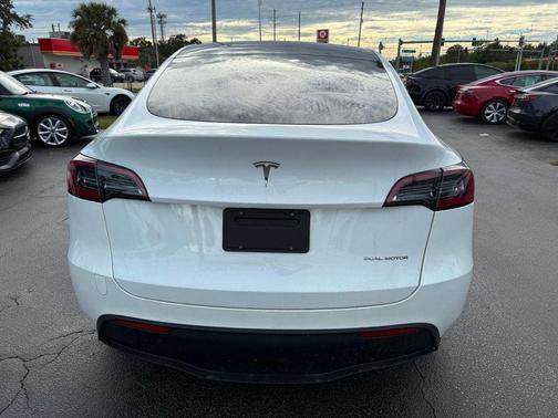 2023 Tesla Model Y Long Range AWD