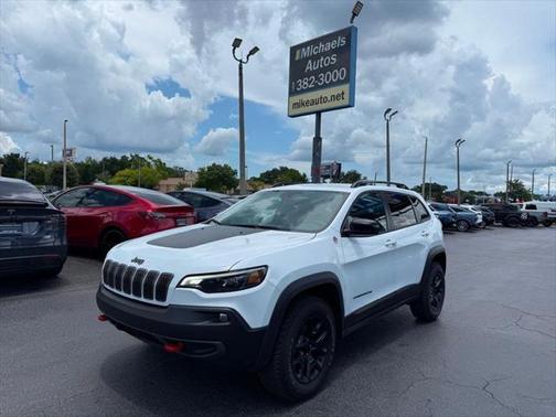 2022 Jeep Cherokee Trailhawk