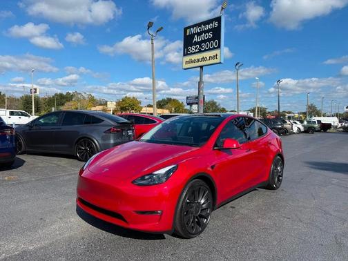 2023 Tesla Model Y Performance AWD