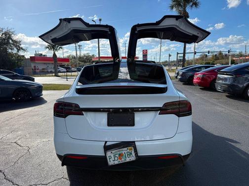 2023 Tesla Model X AWD