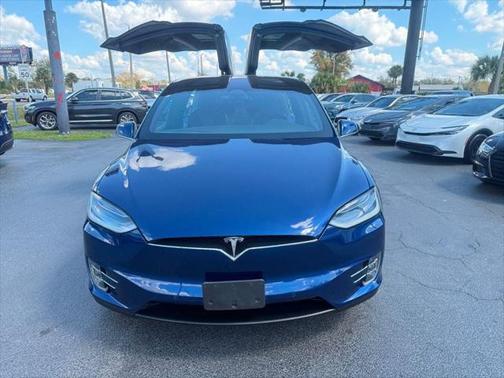 2018 Tesla Model X 75D AWD