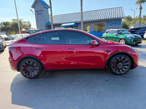 2023 Tesla Model Y Performance AWD