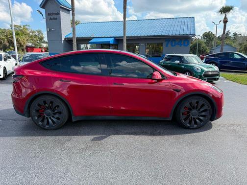 2023 Tesla Model Y Performance AWD