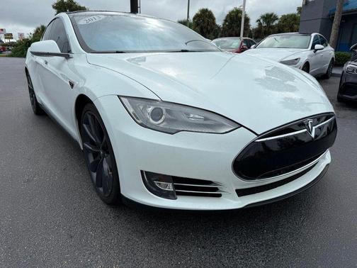 2013 Tesla Model S Performance