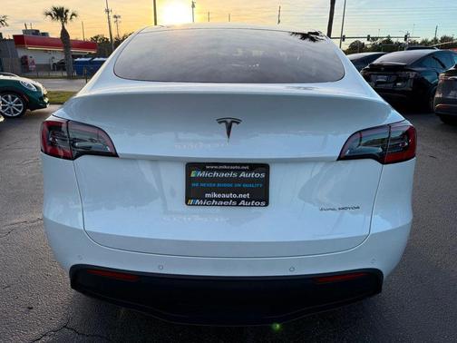 2021 Tesla Model Y Long Range AWD