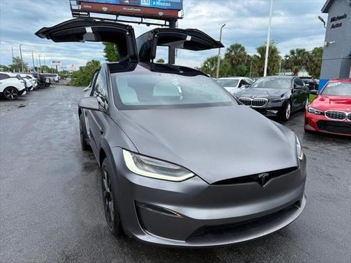 2022 Tesla Model X Dual Motor All-Wheel Drive