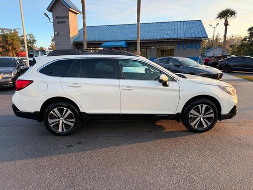 2018 Subaru Outback 2.5i Limited