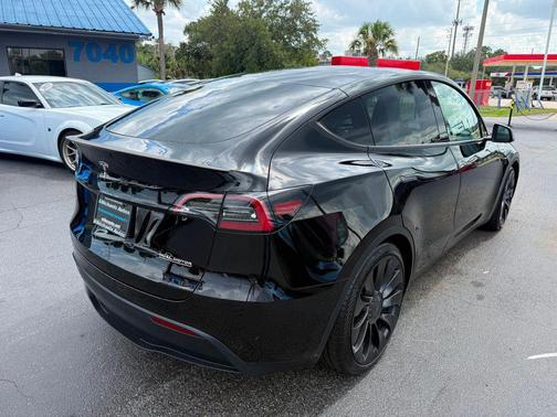 Solid Black 2023 Tesla Model Y Performance AWD