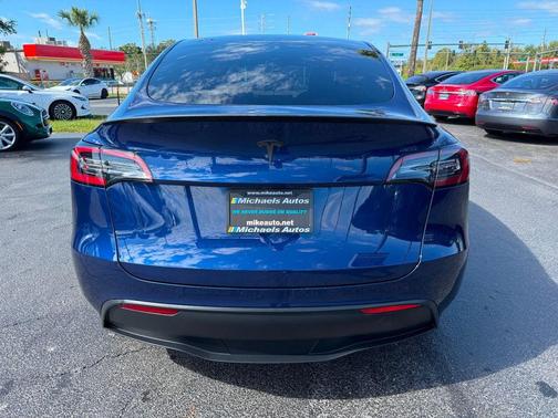 2023 Tesla Model Y Performance AWD