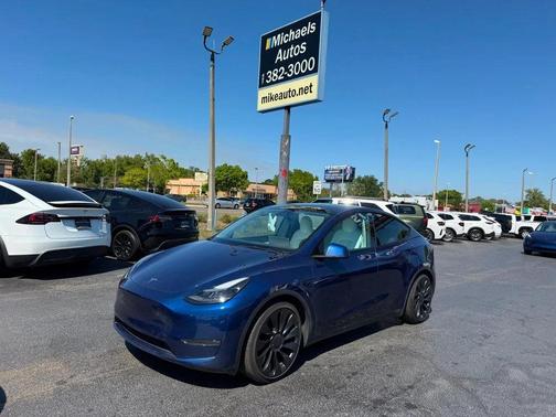 Deep Blue Metallic 2022 Tesla Model Y Performance AWD