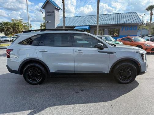 2025 Kia Sorento SX
