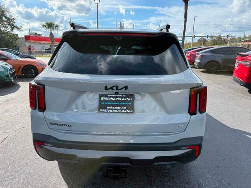 2025 Kia Sorento SX