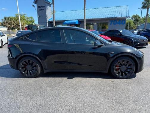 2022 Tesla Model Y Performance AWD