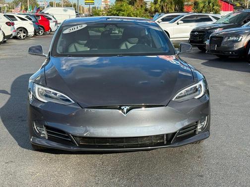 2019 Tesla Model S Performance