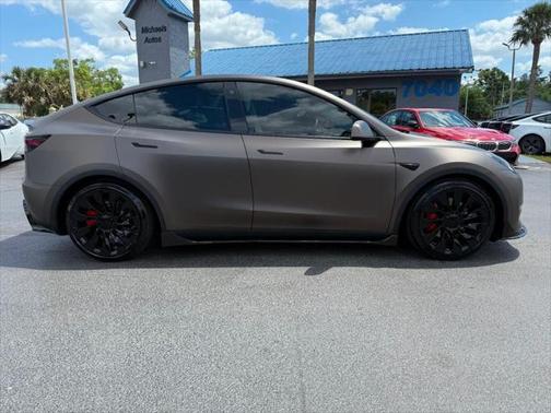 2023 Tesla Model Y Performance AWD