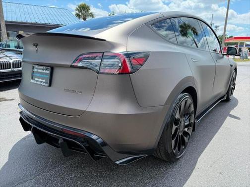 2023 Tesla Model Y Performance AWD