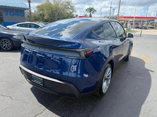 2026 Tesla Model Y Premium RWD