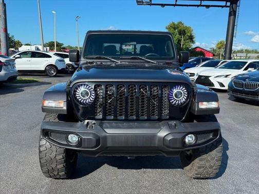2021 Jeep Gladiator Willys 4x4