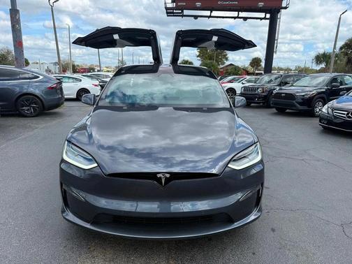 2022 Tesla Model X **MODEL X AWD 6 PASSENGERS**