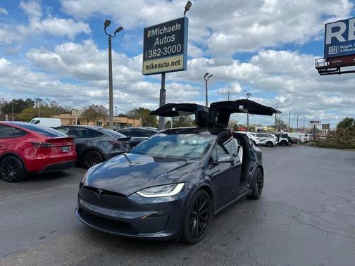 2022 Tesla Model X **MODEL X AWD 6 PASSENGERS**