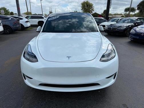 2024 Tesla Model Y Long Range AWD