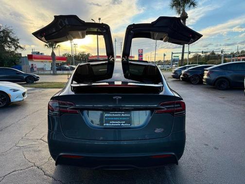 2022 Tesla Model X Plaid AWD