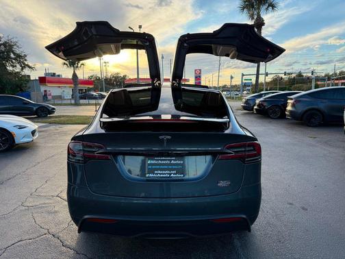 2022 Tesla Model X Plaid AWD