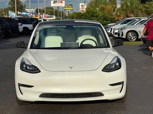 2022 Tesla Model 3 Long Range