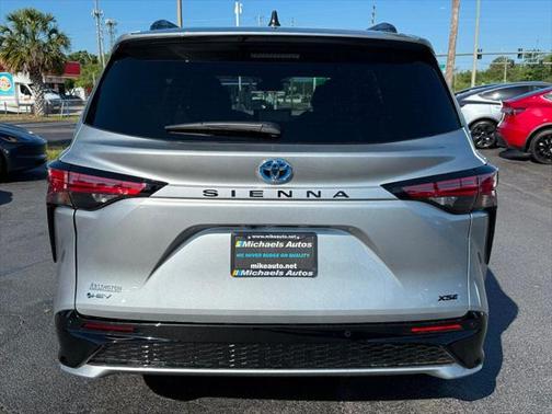 2025 Toyota Sienna XSE 7 Passenger