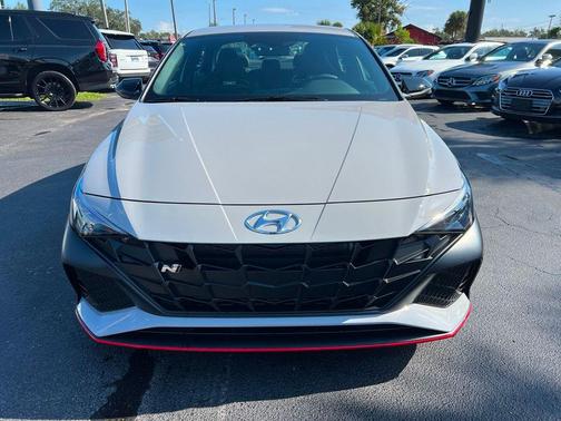 Photo 2 of 19 of 2022 Hyundai Elantra N Base