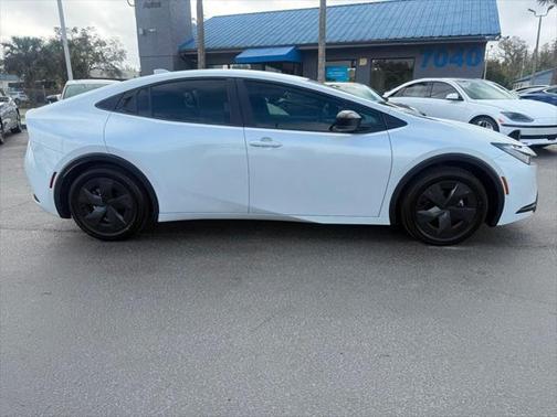 2024 Toyota Prius LE