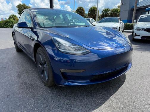 2022 Tesla Model 3 Long Range