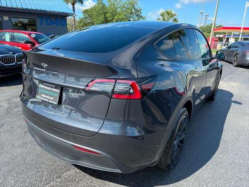 2024 Tesla Model Y RWD